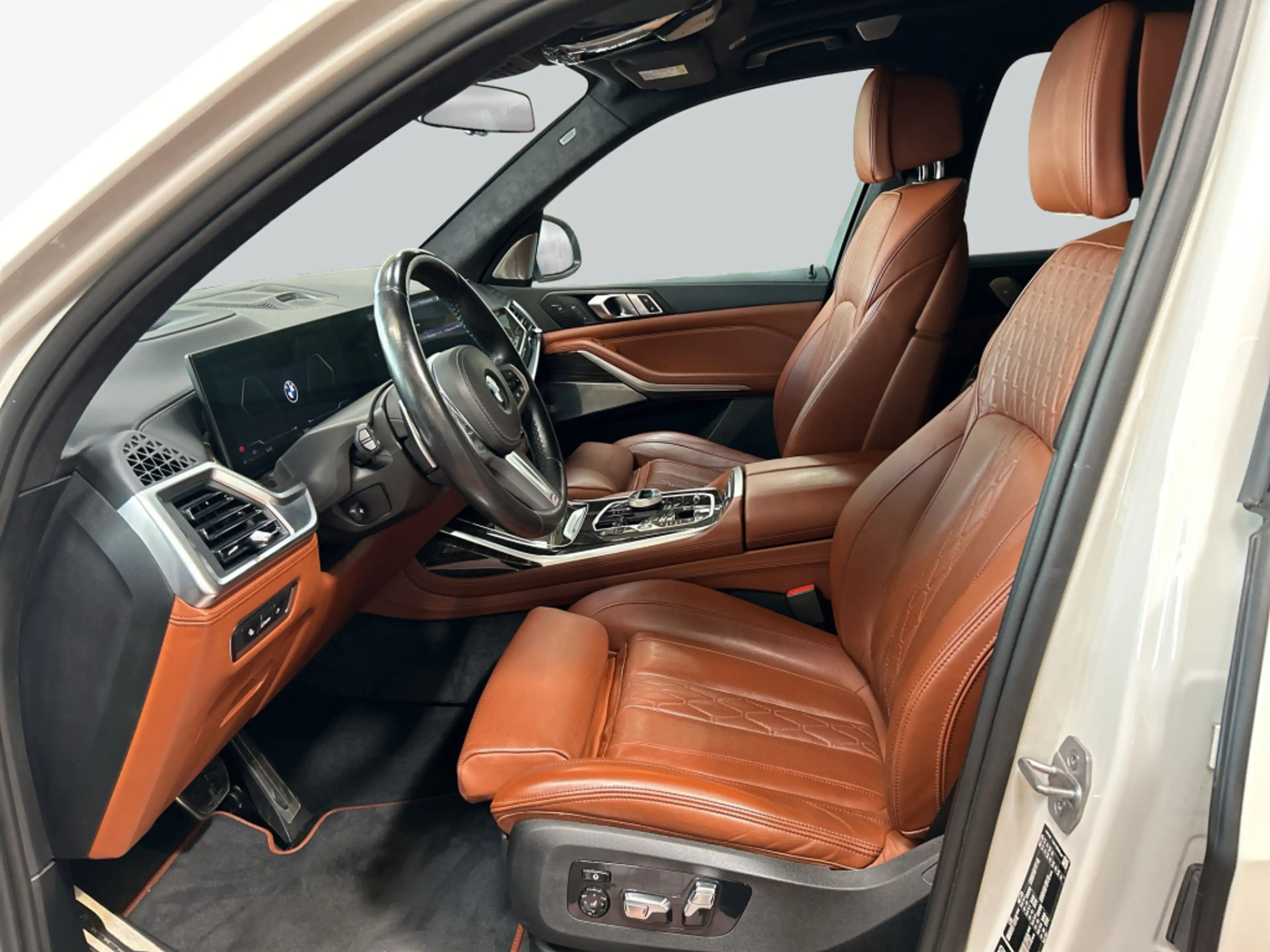 BMW X7 xDrive40d M-Paket Pano B&W Massage Standhzg — photo 10