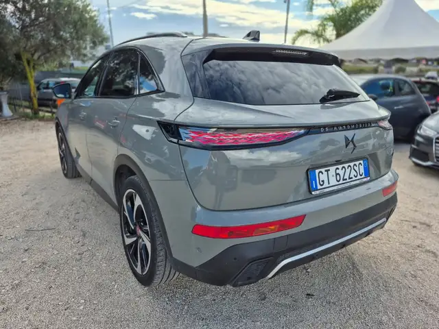 DS Automobiles DS 7 Crossback view 2