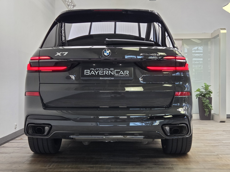 BMW X7 xDr40d M Sport Pro 23Zoll B&W Kristall ACC — photo 5