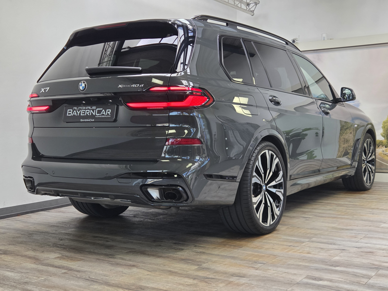 BMW X7 xDr40d M Sport Pro 23Zoll B&W Kristall ACC — photo 6