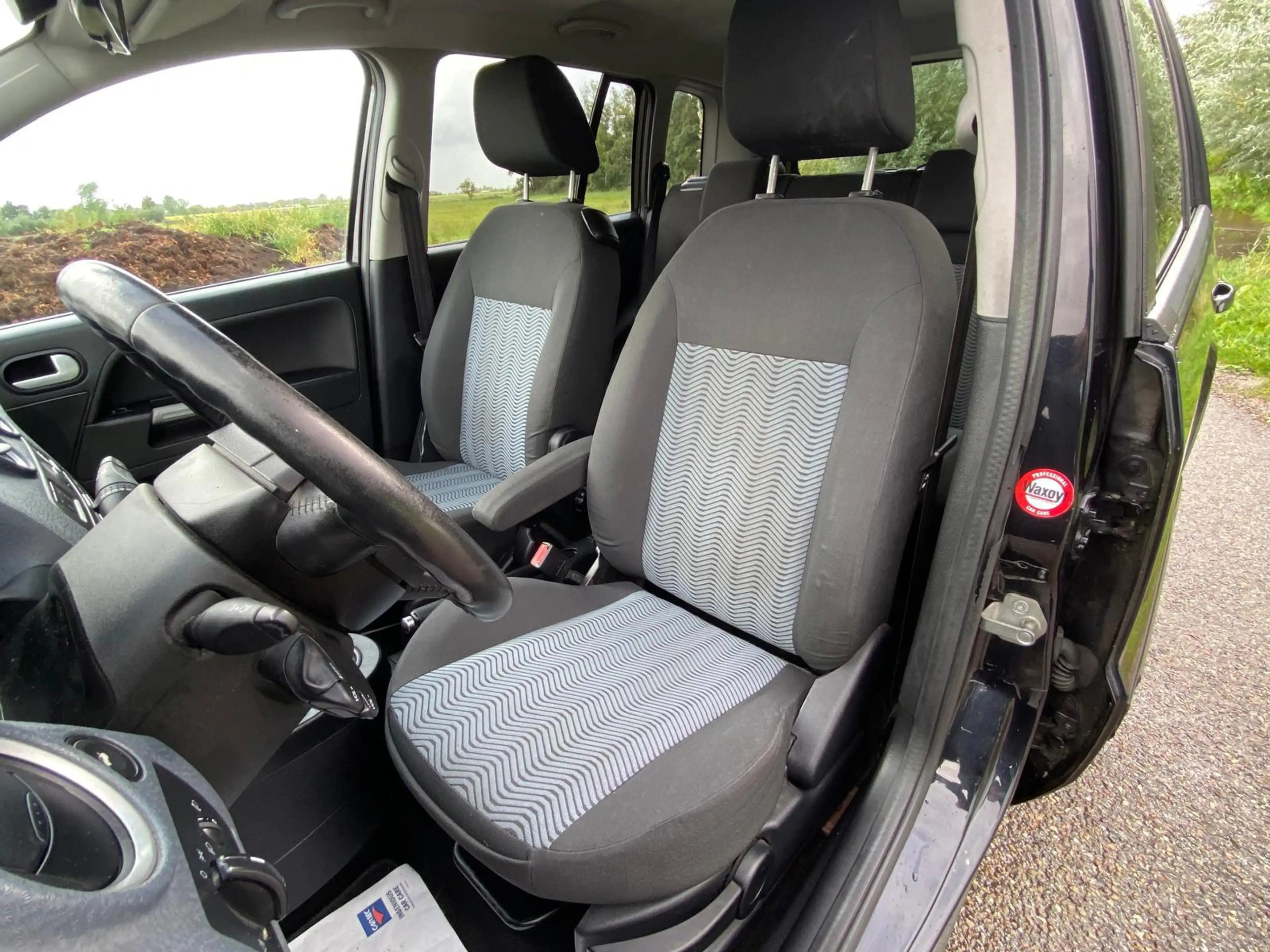 Ford Fusion 1.6-16V Futura Automaat 5DRS NAP 101PK Goed Onderh — photo 4