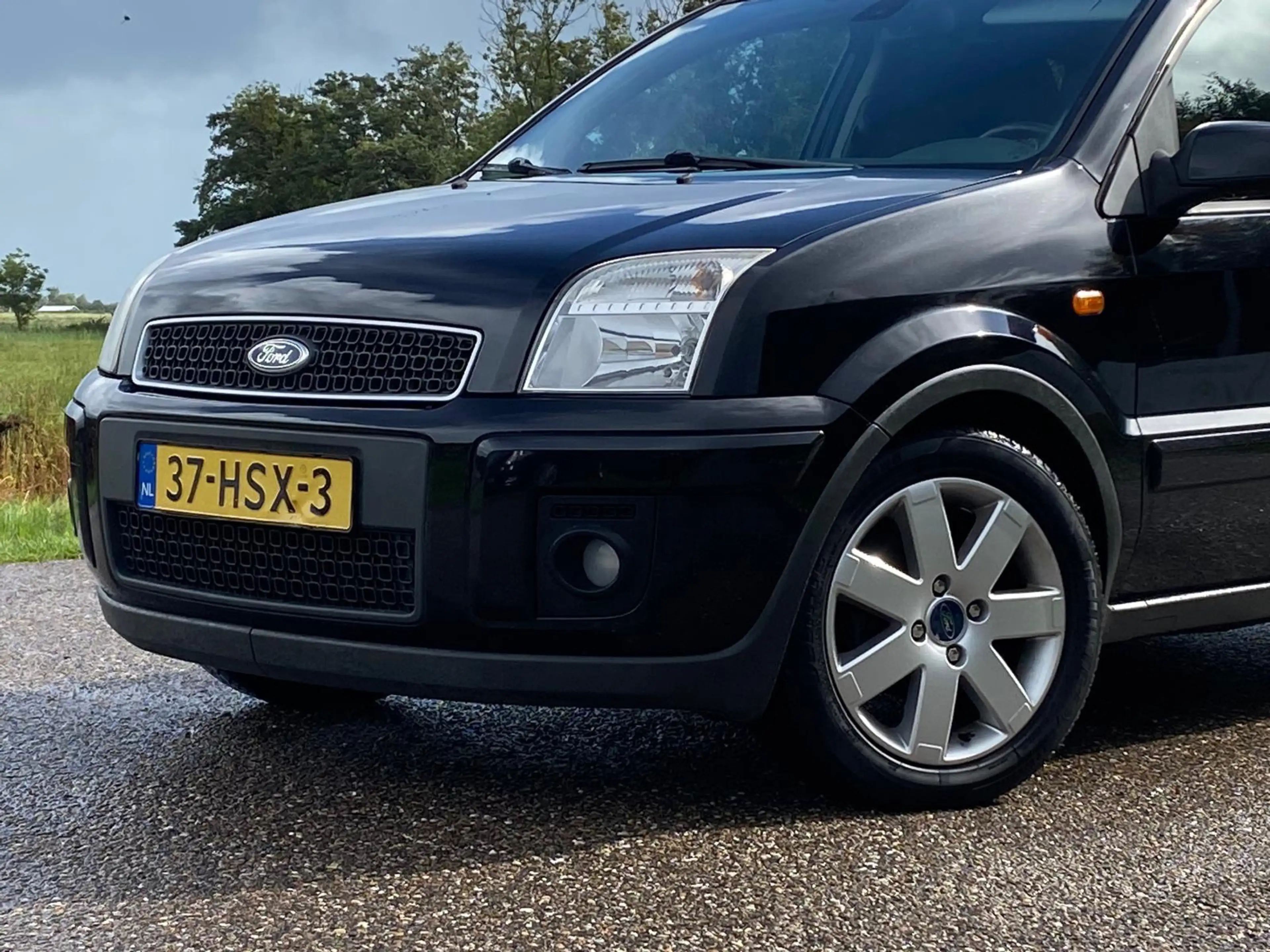Ford Fusion 1.6-16V Futura Automaat 5DRS NAP 101PK Goed Onderh — photo 3