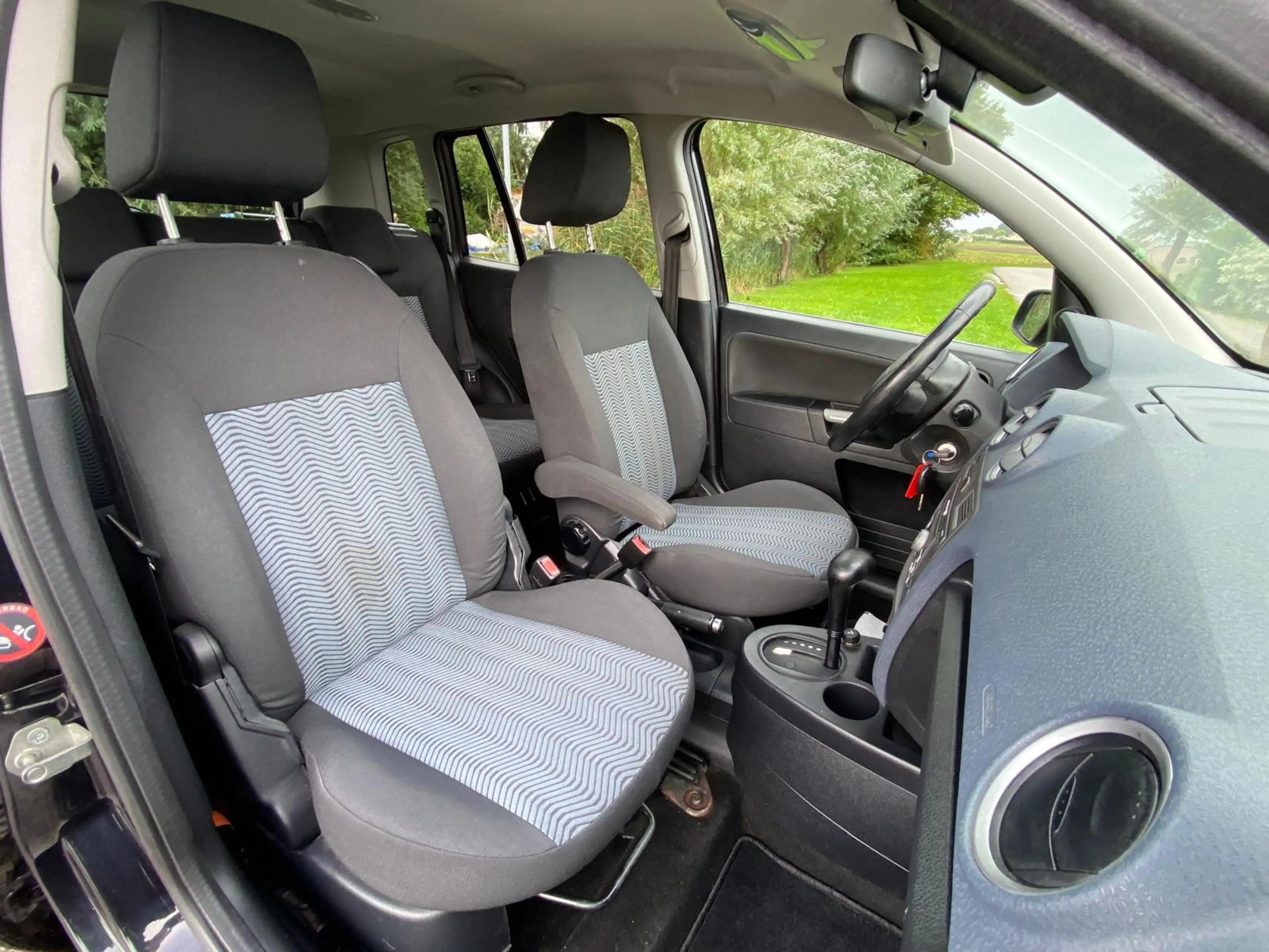Ford Fusion 1.6-16V Futura Automaat 5DRS NAP 101PK Goed Onderh — photo 2
