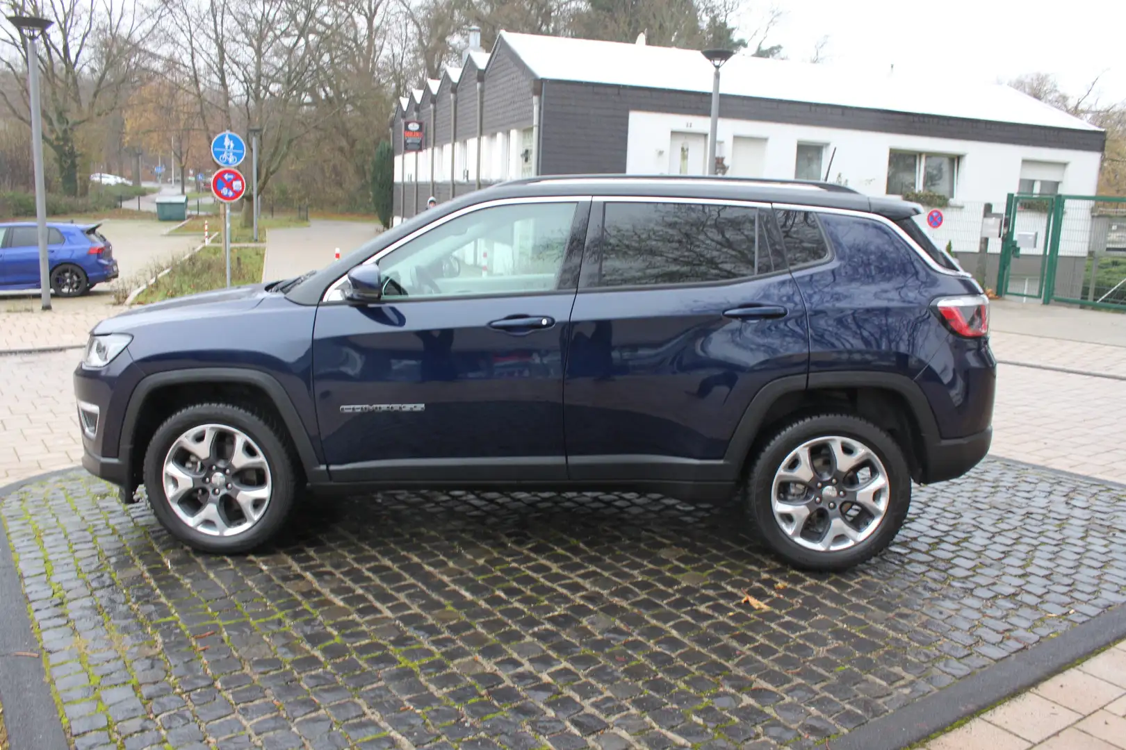 Jeep Compass Sport/Automatik/Leder/Allrad/63Tkm. Azul - 1