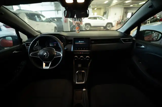 Renault Clio view 5