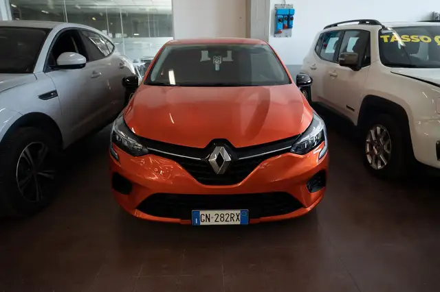 Renault Clio view 13