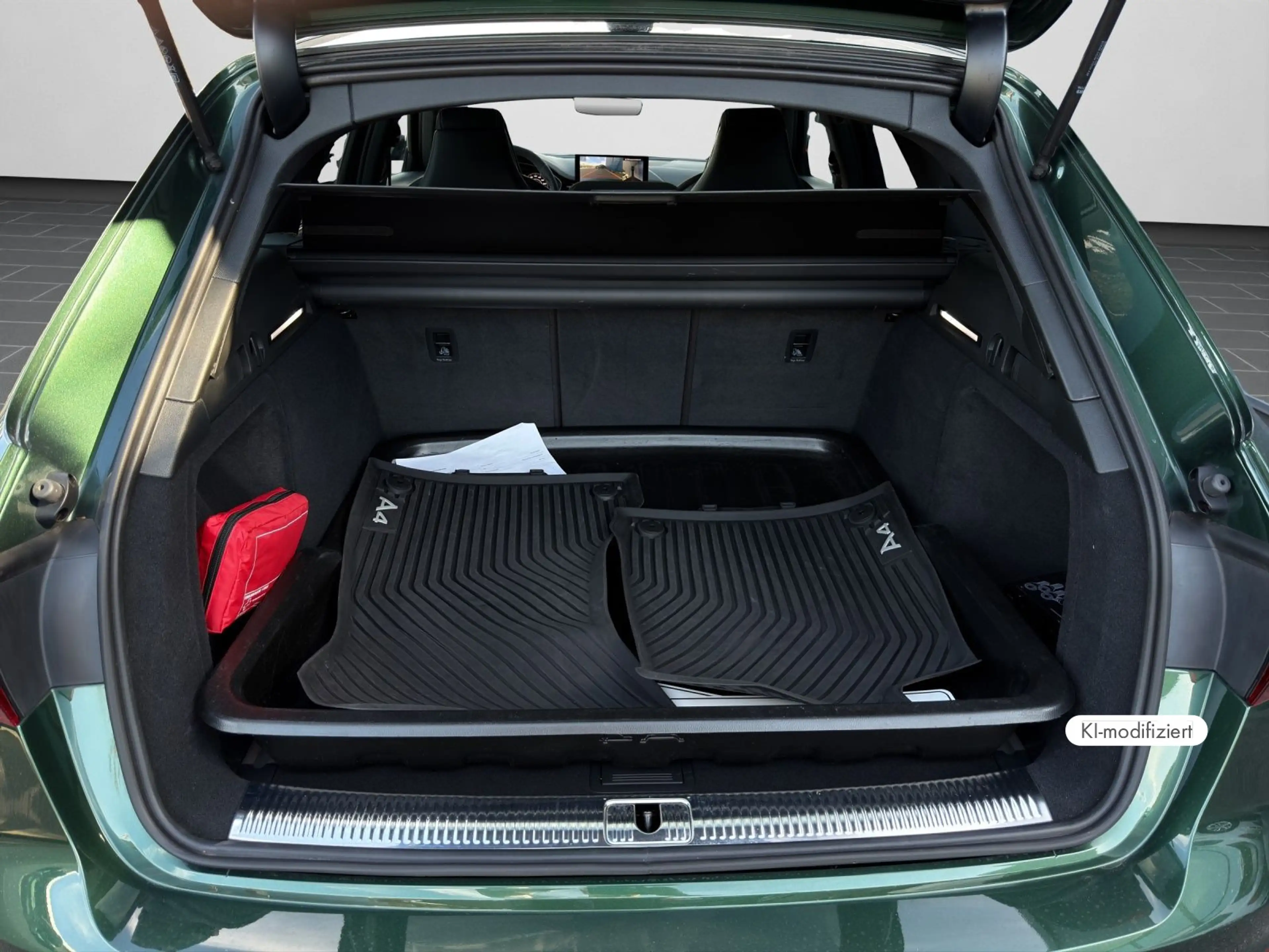 Audi RS4 2.9 TFSI quattro — photo 15