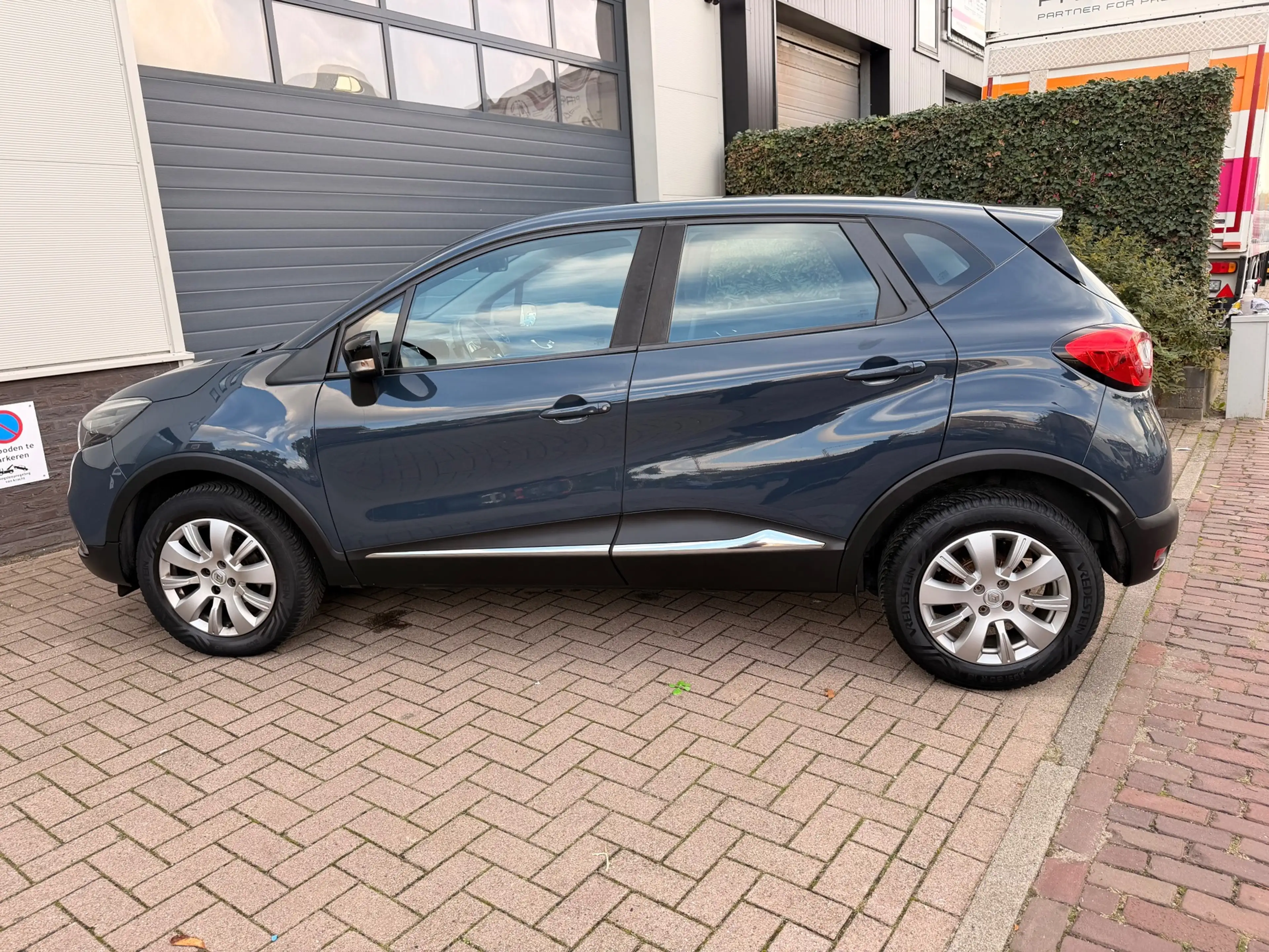 Renault Captur 0.9 TCe /Navi/Cruise-c/Led/Airco/Trekhaak/AUX/Deal — photo 7