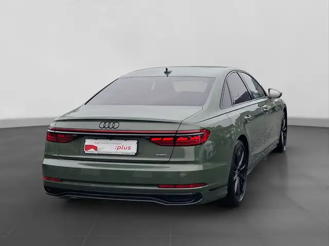 Audi A8 view 3