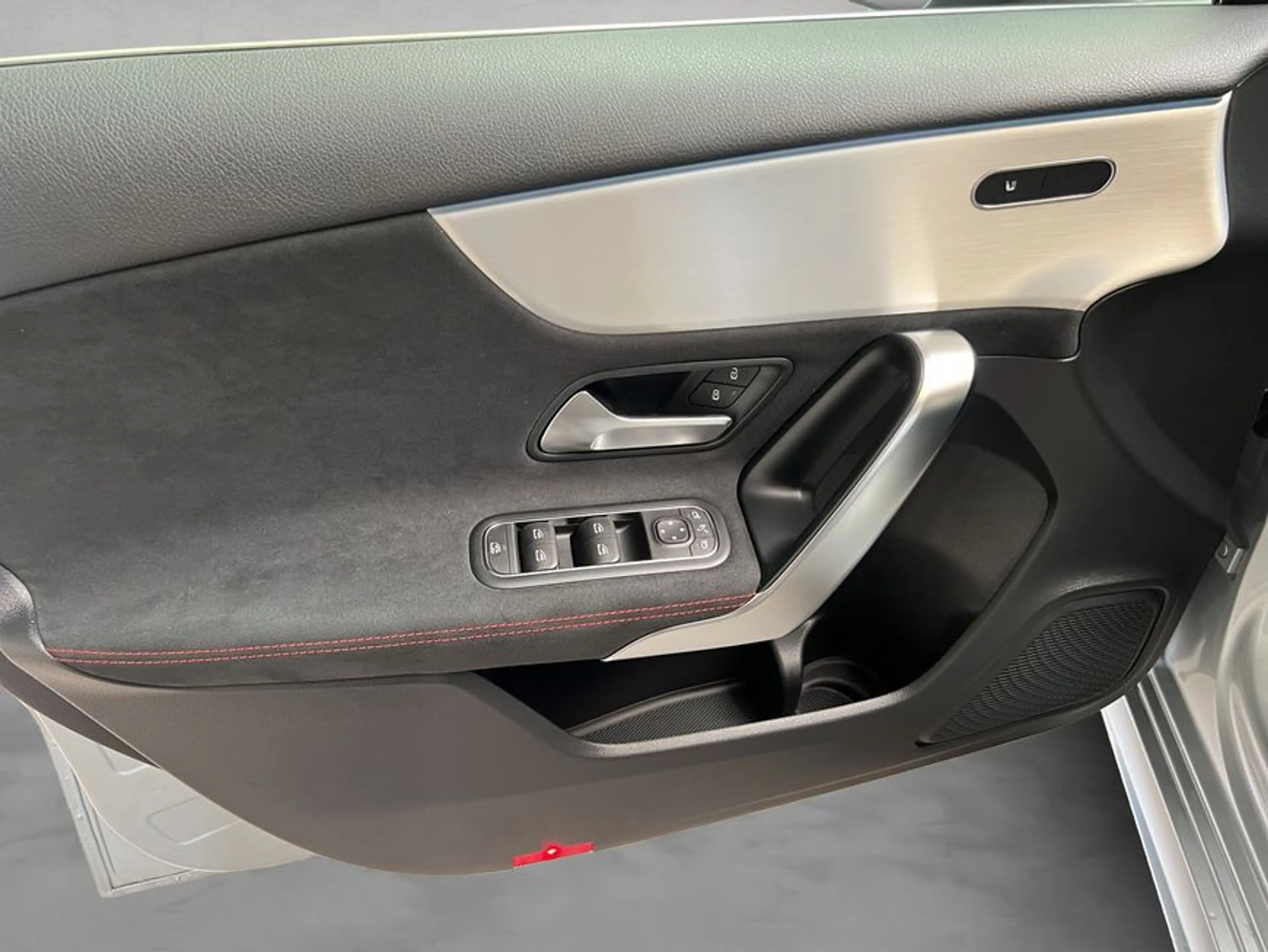 Mercedes-Benz A 200 A-Klasse — photo 12
