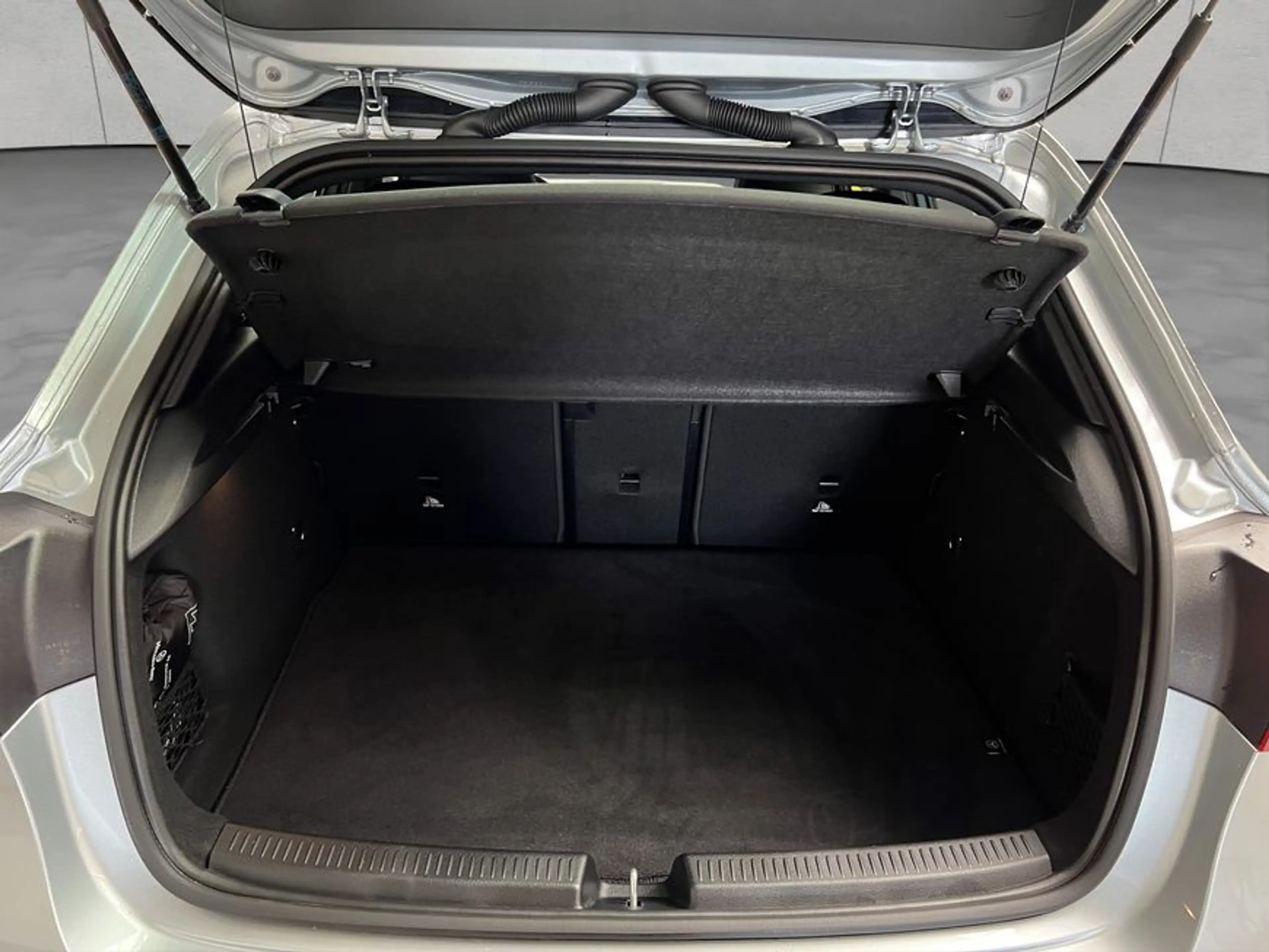 Mercedes-Benz A 200 A-Klasse — photo 2