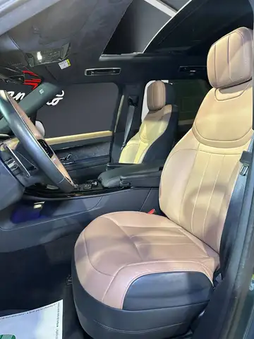 Land Rover Range Rover Sport view 13