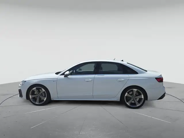 Audi A4 view 6