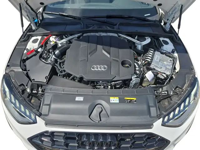 Audi A4 view 12