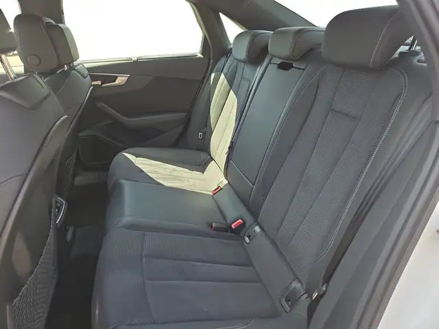 Audi A4 view 10