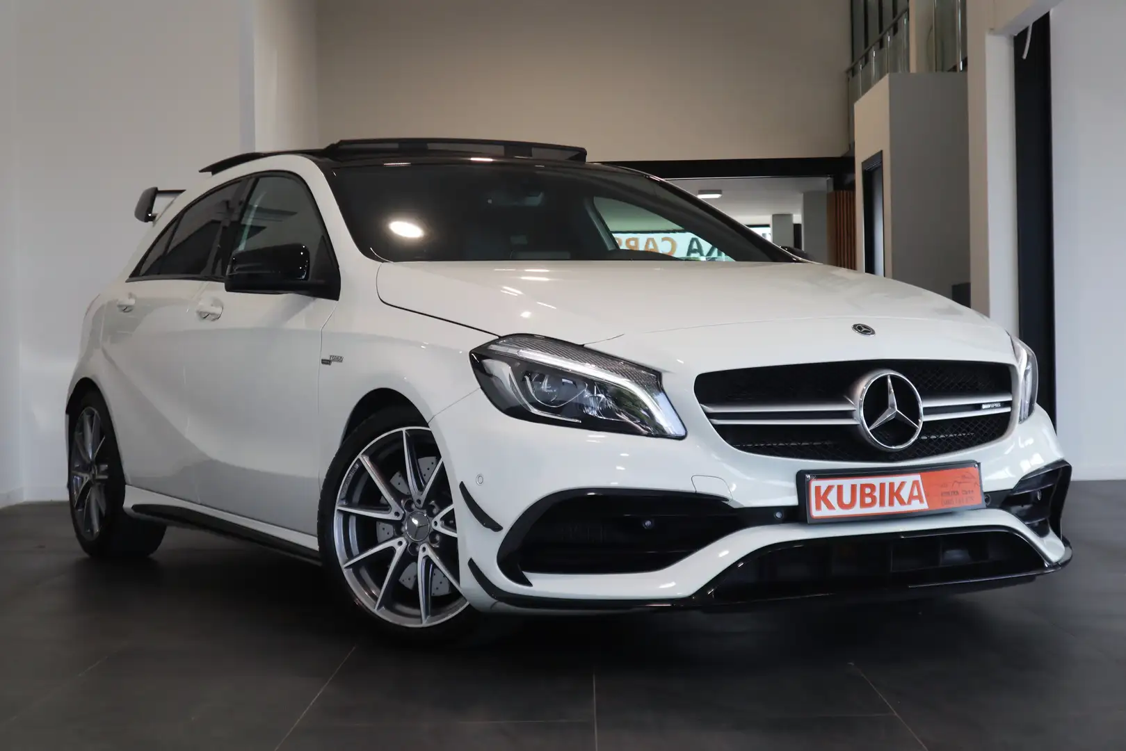 Mercedes-Benz A 45 AMG 4-Matic Aerodynamic Pack Pano Camera RACE Modus Blanc - 2