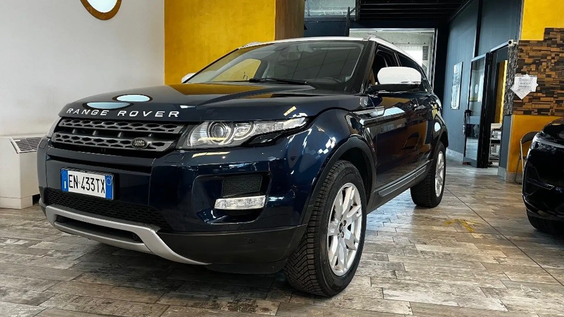 Land Rover Range Rover Evoque 2.2 TD4 5p. Prestige 4x4 Blu/Azzurro - 1