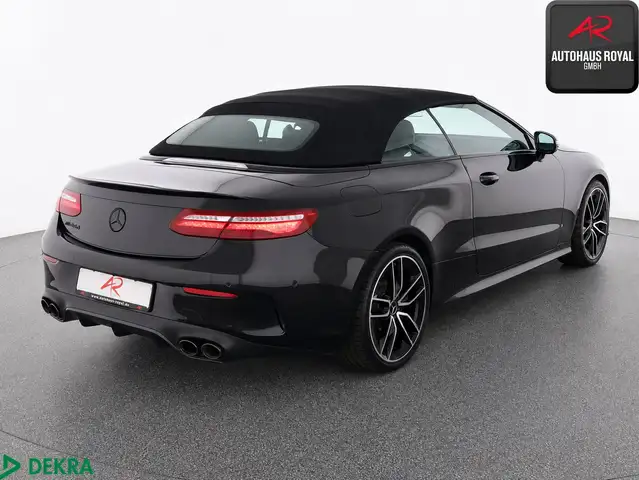 Mercedes-Benz E-Class view 10