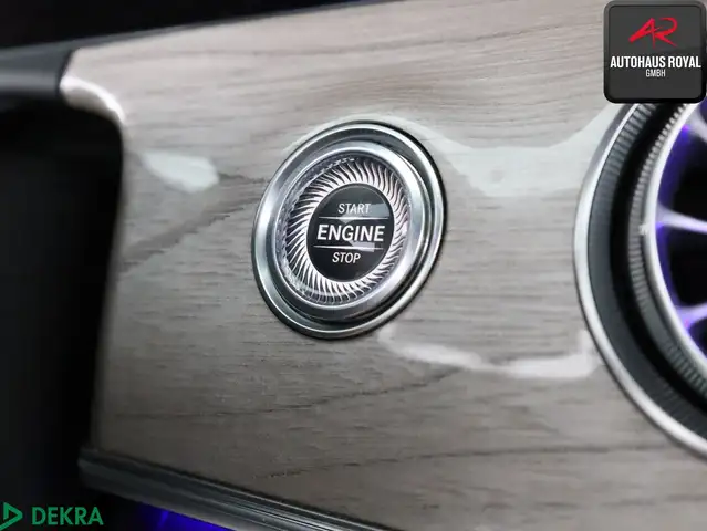 Mercedes-Benz E-Class view 27