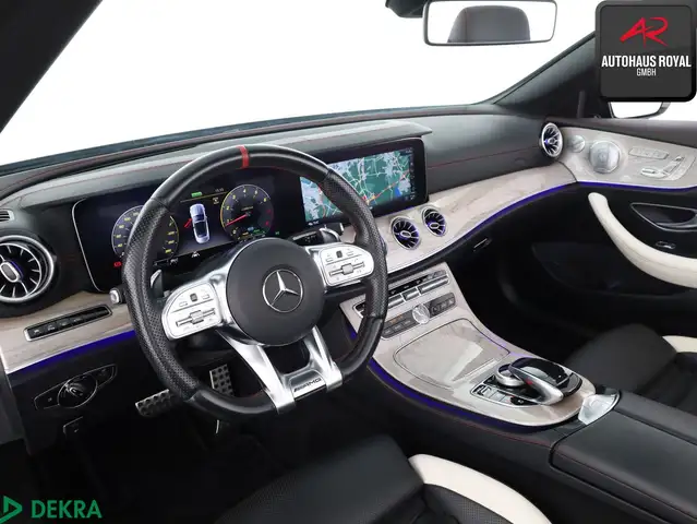 Mercedes-Benz E-Class view 11