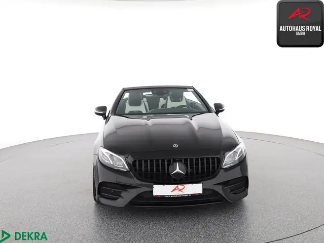 Mercedes-Benz E-Class view 8