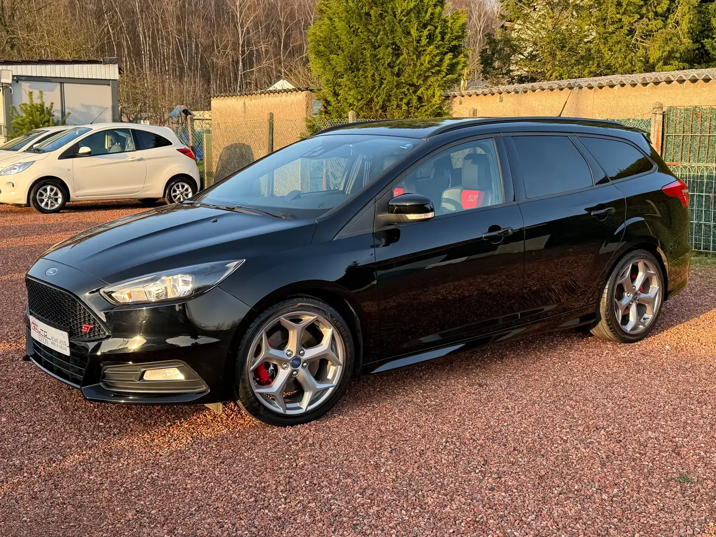 Ford Focus SW 2.0 TDCi 185 cv "ST" "55.000km" "1iere Main" Schwarz - 1