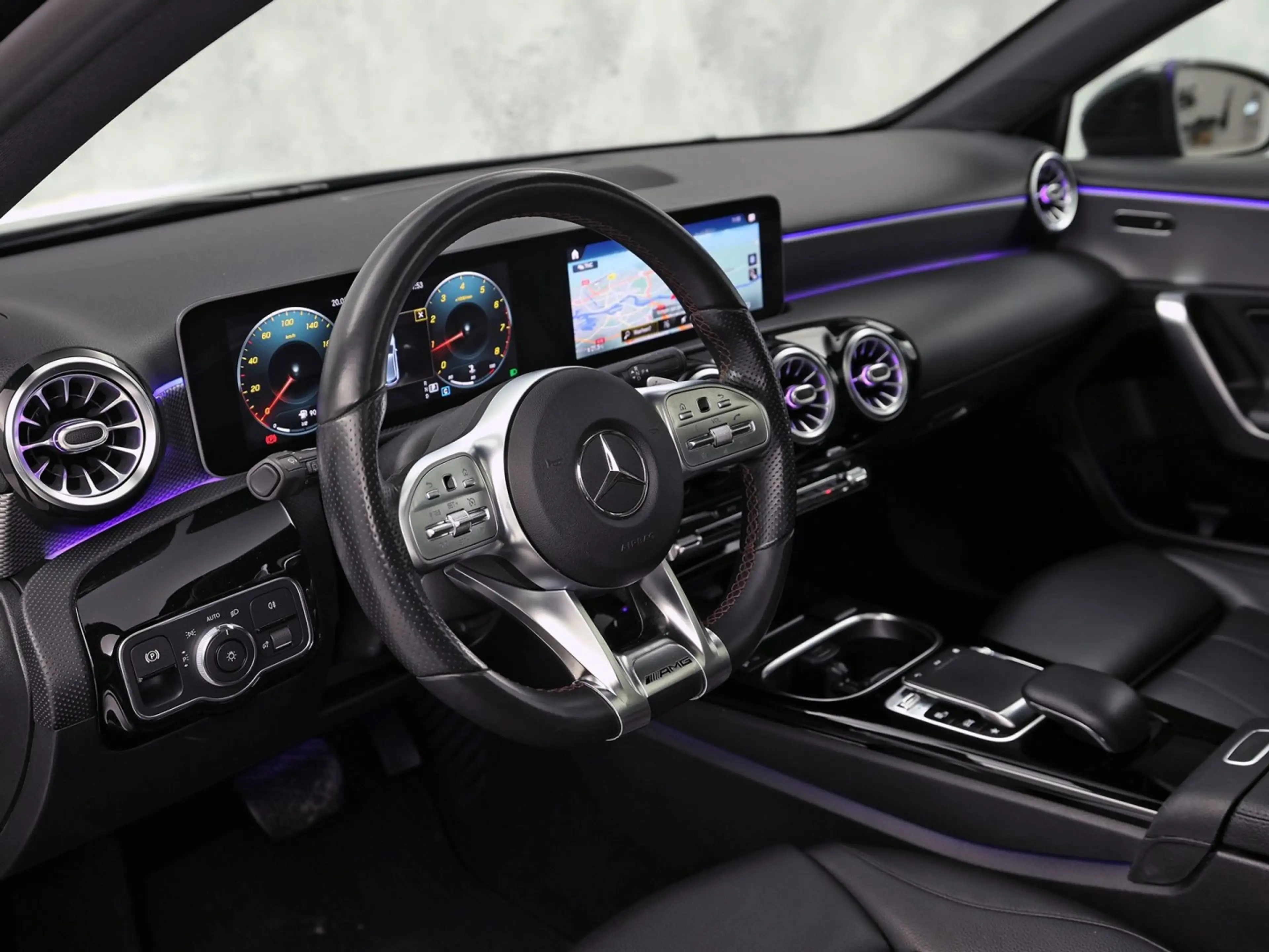 Mercedes-Benz A 200 AMG Sport 163Pk Automaat (PANORAMADAK, APPLE CARPL — photo 18