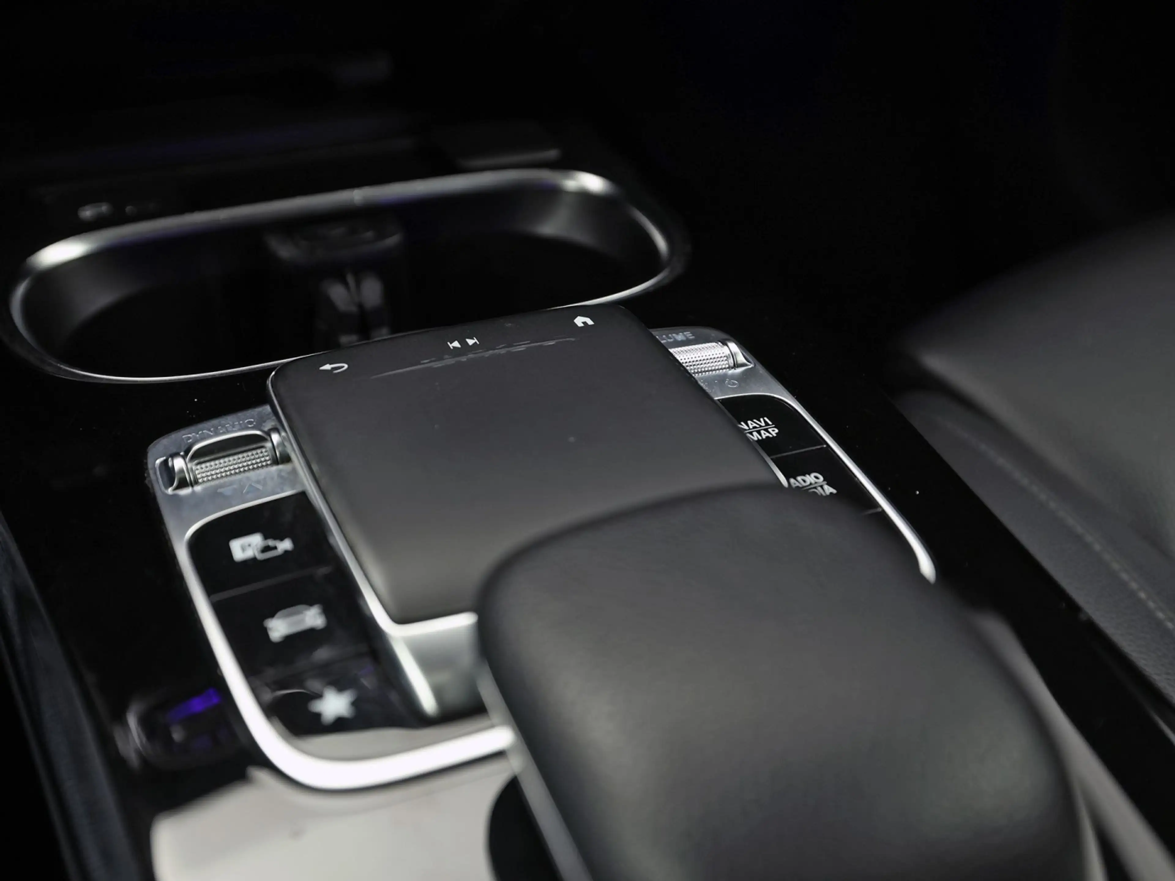 Mercedes-Benz A 200 AMG Sport 163Pk Automaat (PANORAMADAK, APPLE CARPL — photo 36