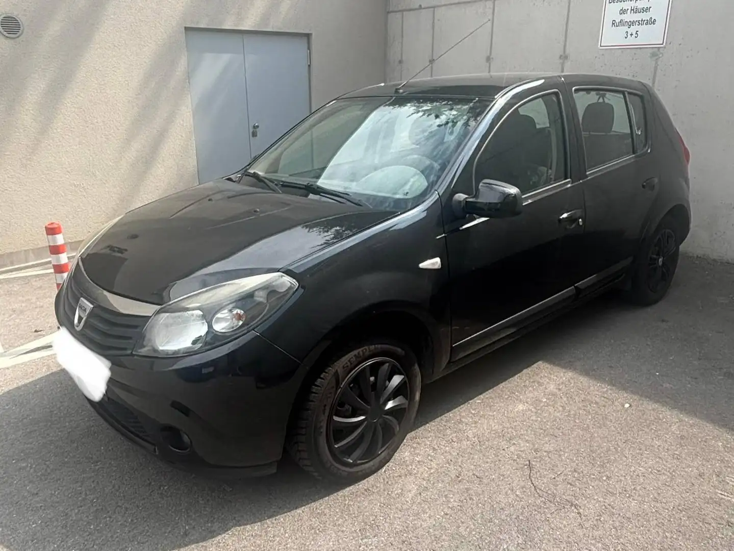 Dacia Sandero Sandero Black Line 1,2 16V Black Line Schwarz - 2