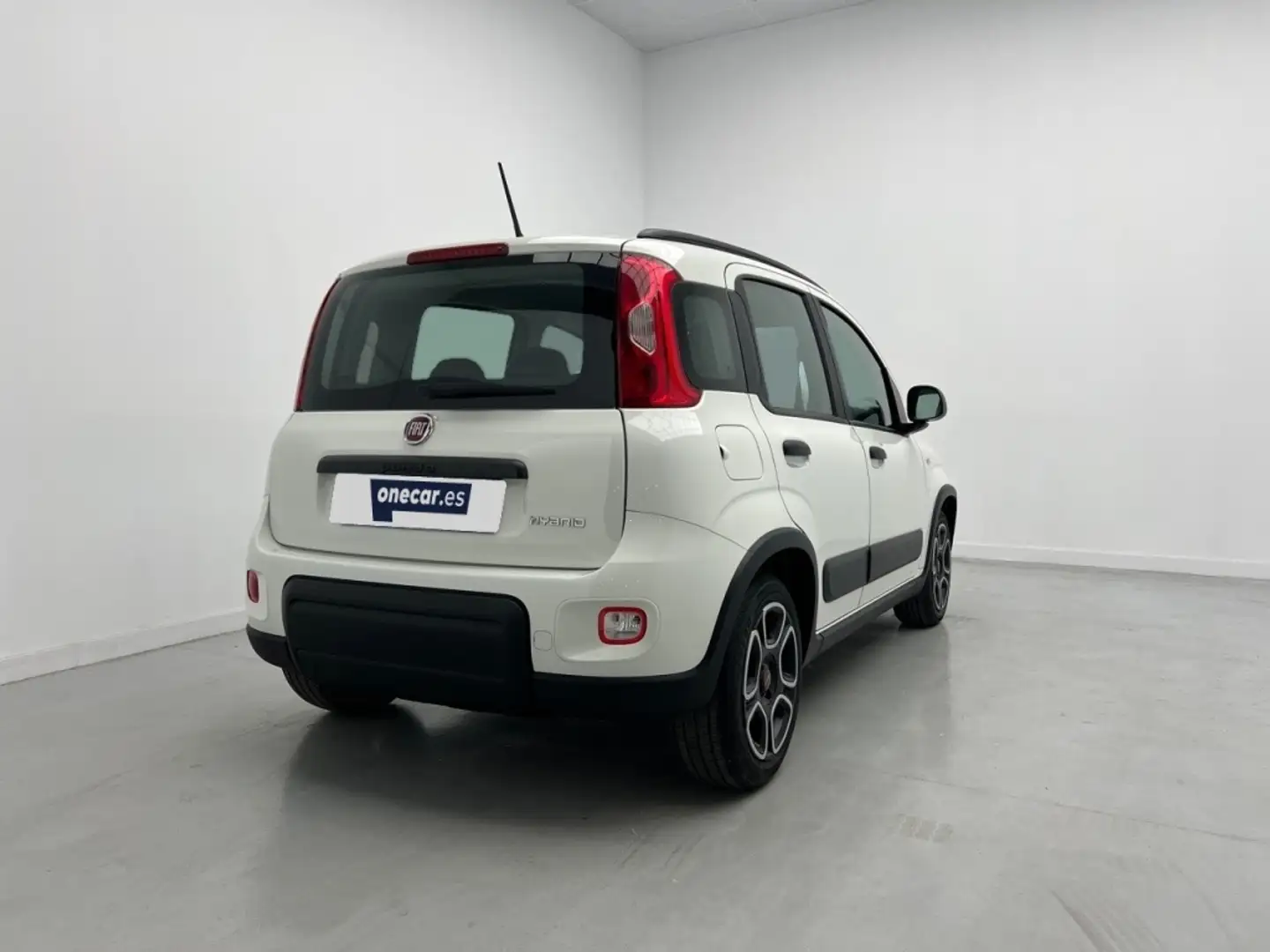 Fiat Panda 1.0 MHEV CITY LIFE 70CV 5P Blanco - 2