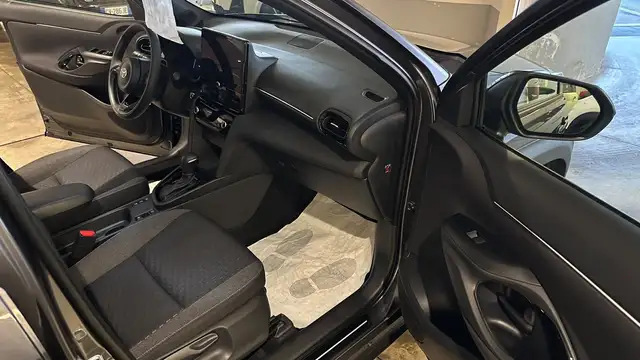 Toyota Yaris Cross view 24