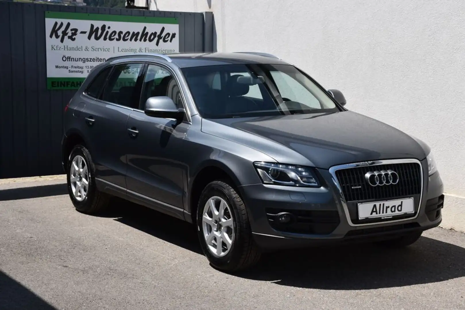 Audi Q5 2.0 TDI quattro /Pickerl+Reifen NEU Anhängerkup Grey - 1