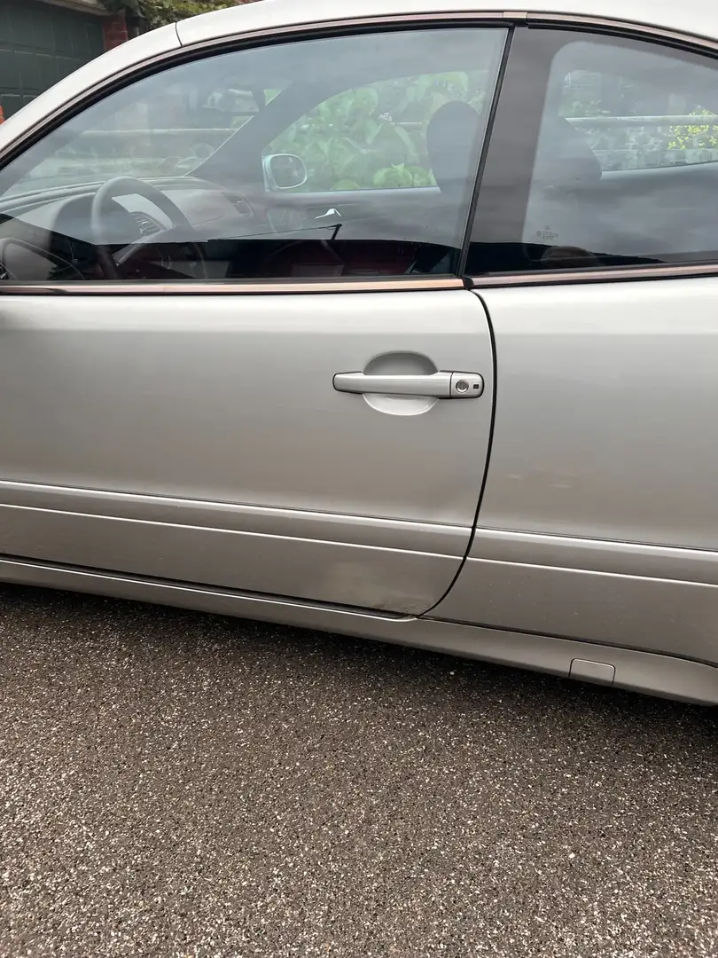 Mercedes-Benz CLK 230 Avantgarde Silber - 2