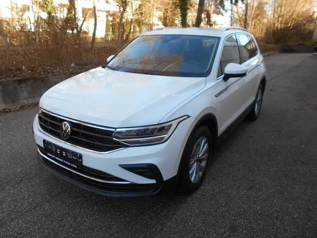 Volkswagen Tiguan TDI Life,DSG,Navi, Sitzheizung