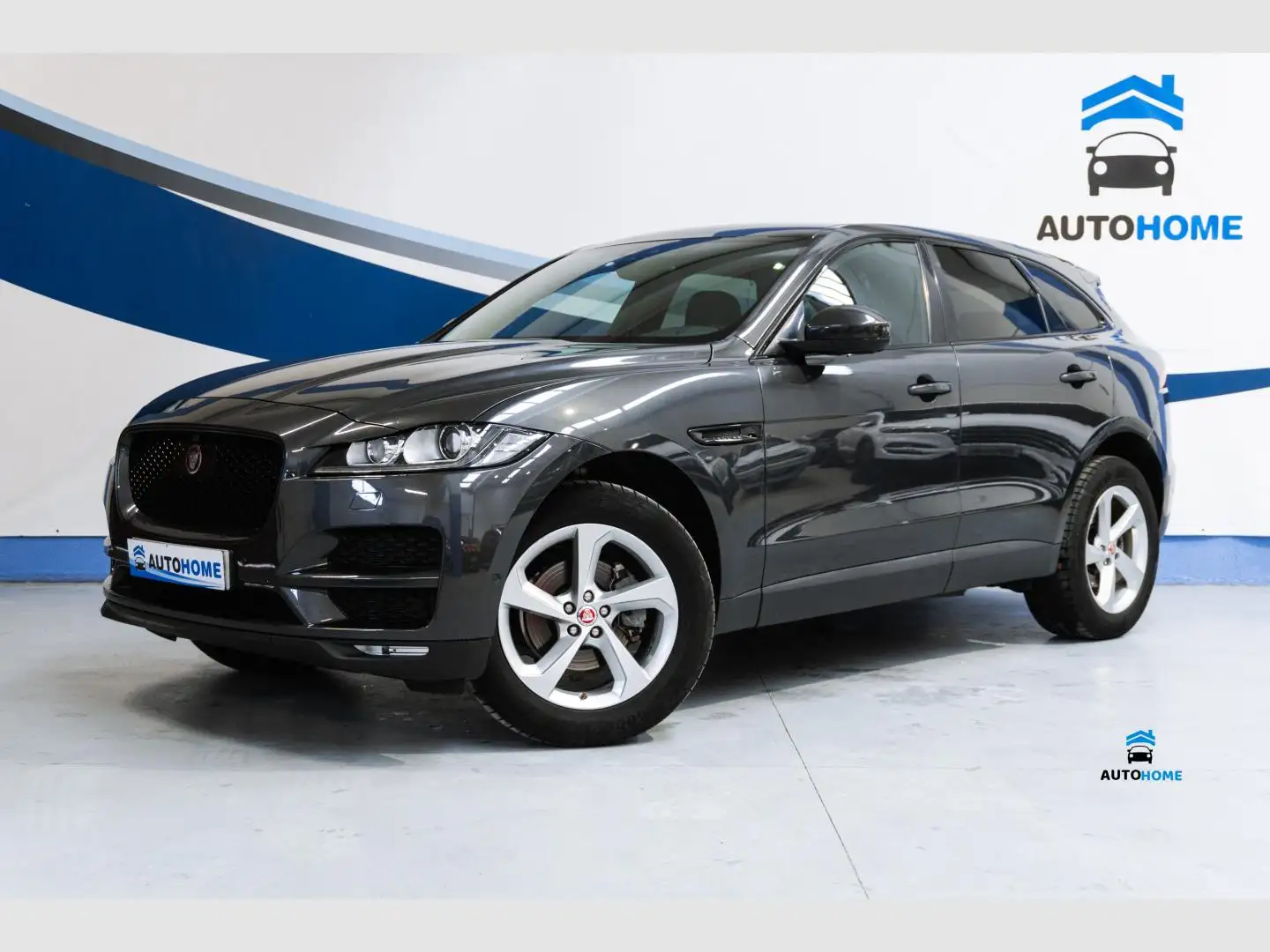 Jaguar F-Pace 2.0i4D Portfolio Aut. AWD 180 Gris - 1