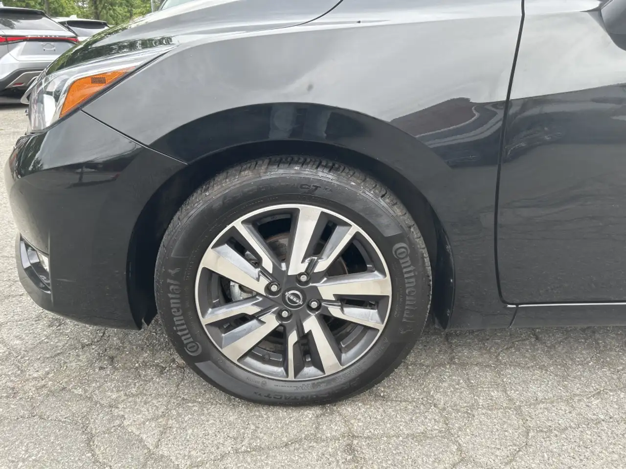 Nissan Versa photo Nissan Versa