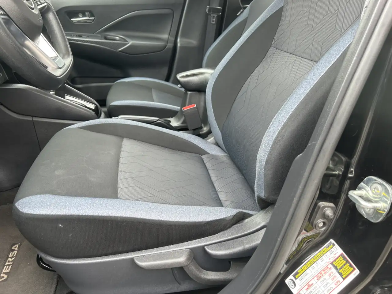 Nissan Versa photo Nissan Versa