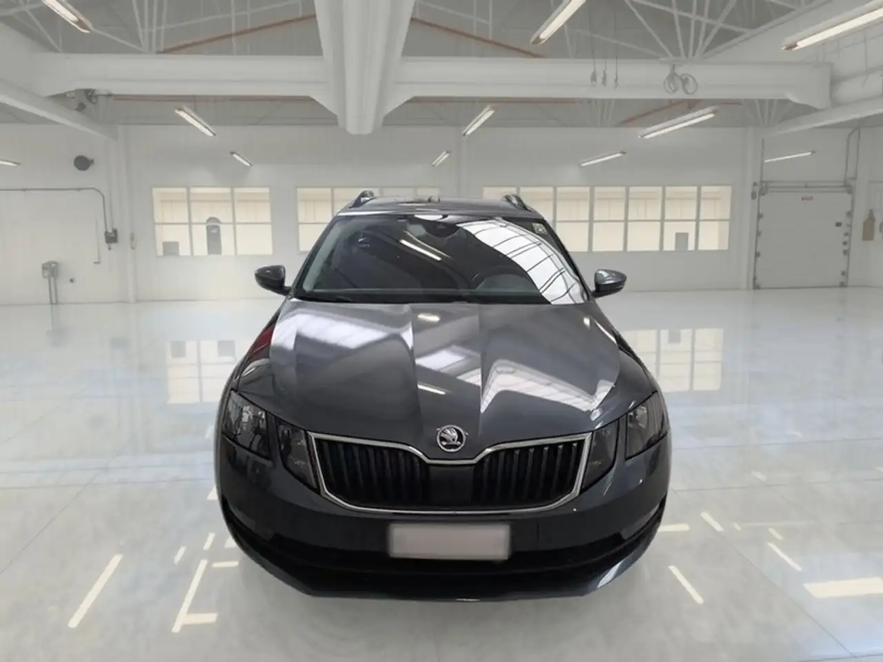 Skoda Octavia 2.0 TDI EXECUTIVE DSG STATION WAGON, миниатюра 2