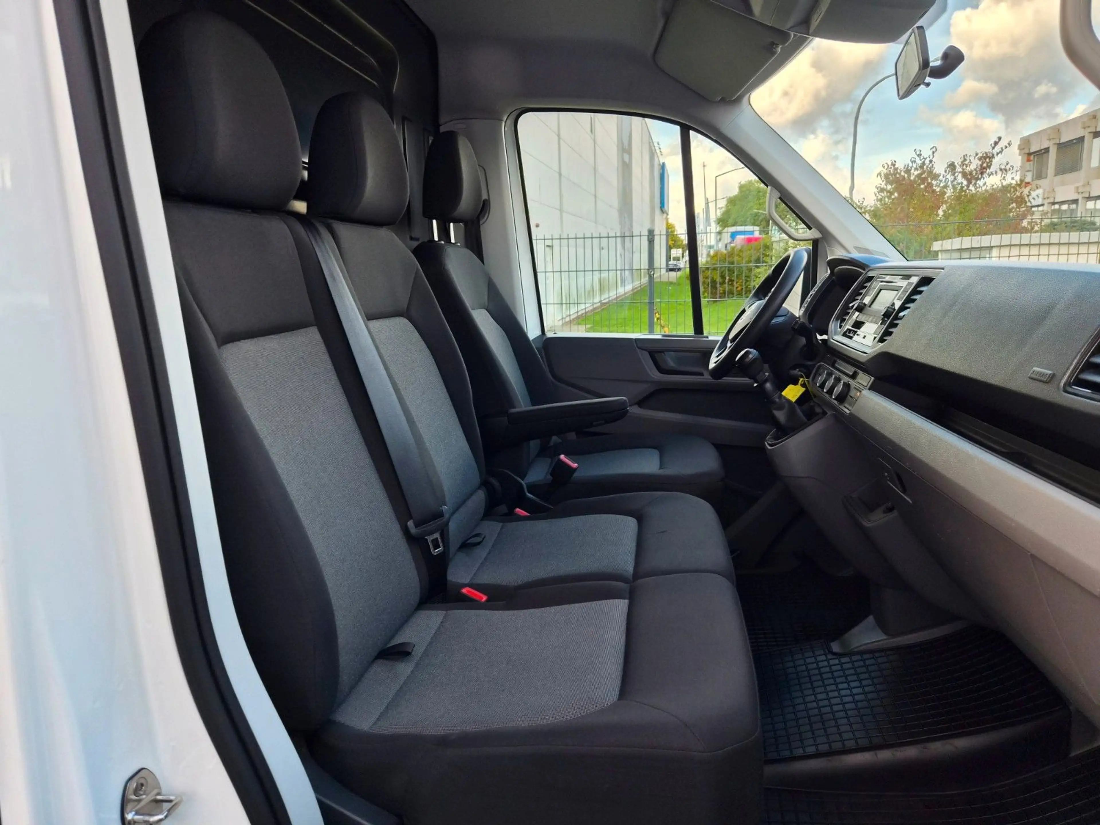 Volkswagen Crafter L2/H2/1HAND/AHK/KLIMA/TÜVNEU — photo 13