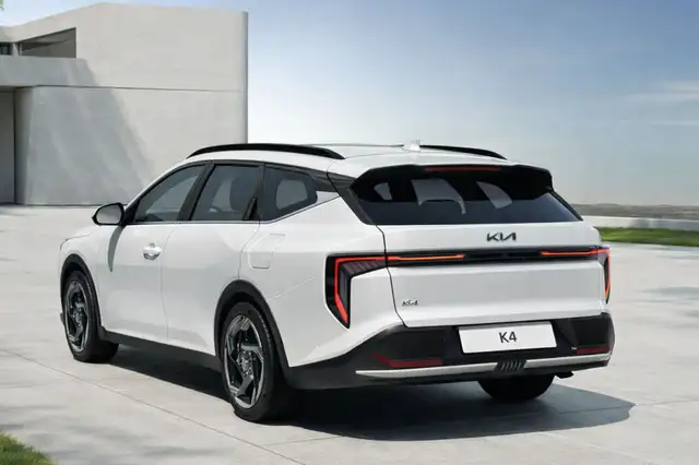 Kia K4 view 3