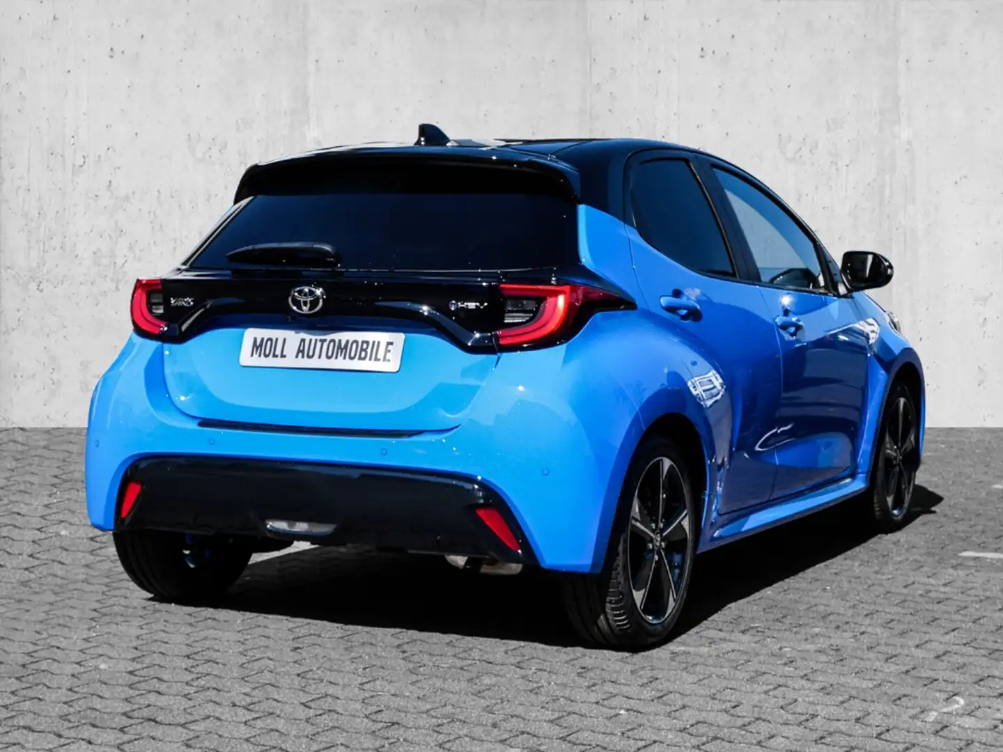 Toyota Yaris 5-Türer Premier Edition 1,5-l-VVT-i, 97 kW, 130 PS Blau - 2