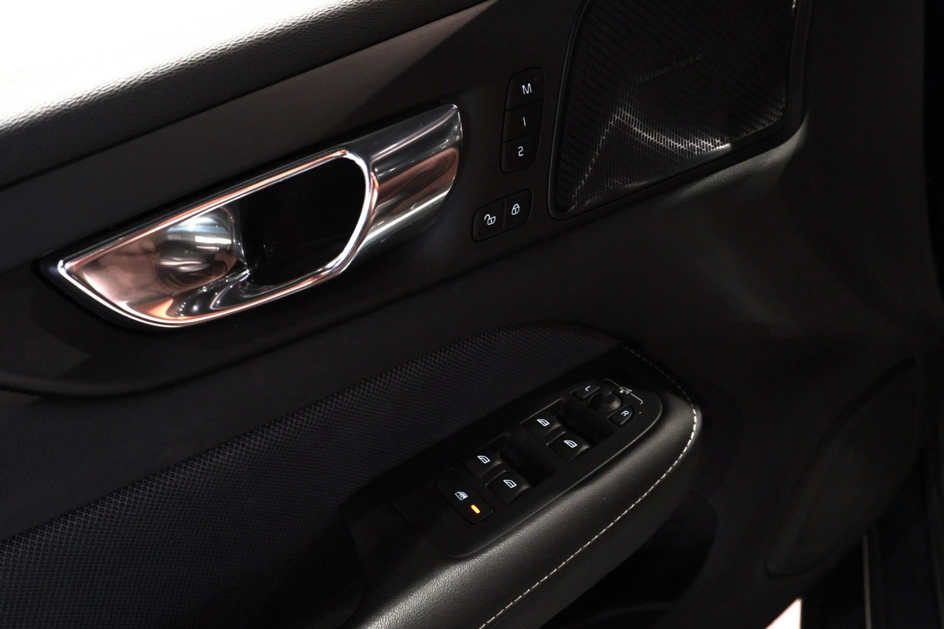 Volvo S60 2.0 B3 R-Design Pano|ACC|Stoel/stuur verwarming — photo 11