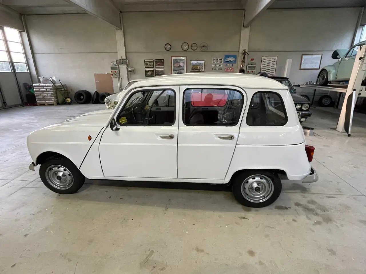 Renault R 4 Tl, foto 4
