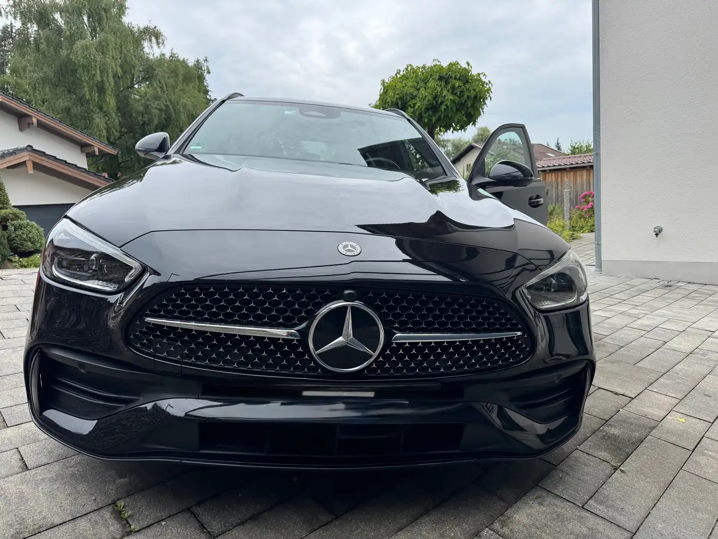 Mercedes-Benz C 220 C 220 d 4Matic T 9G-TRONIC 2 x AMG Line Schwarz - 1