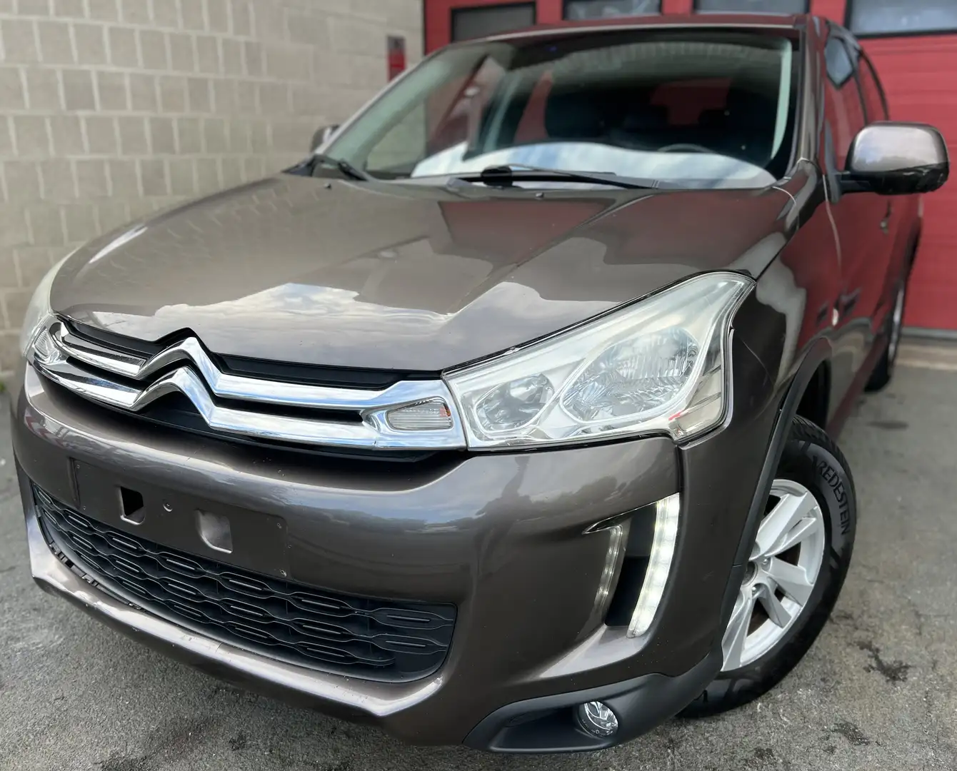 Citroen C4 Aircross 1.8 HDi 2WD Exclusive + CLIM Grey - 1
