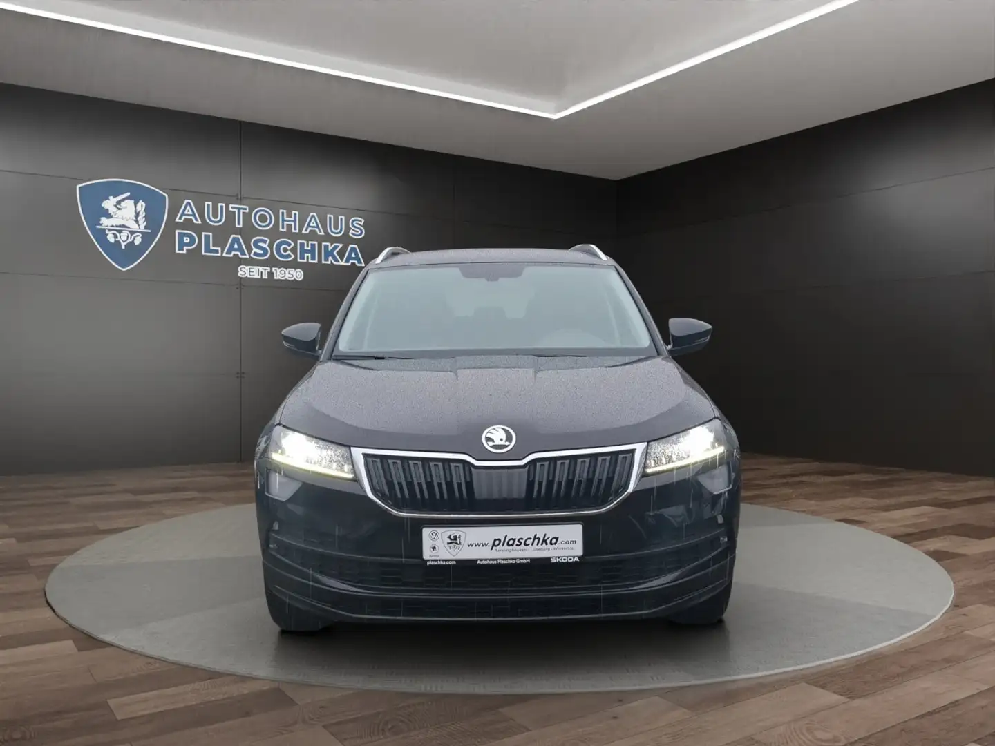 Skoda Karoq 1.5 TSI DSG Clever NAVI+APP+ PDC+KEYLESS Klima Noir - 2