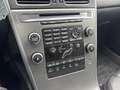 Volvo XC60 2.4 D5 AWD Momentum | Leder | Climate | Cruise | White - thumbnail 14