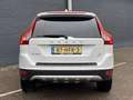 Volvo XC60 2.4 D5 AWD Momentum | Leder | Climate | Cruise | White - thumbnail 6