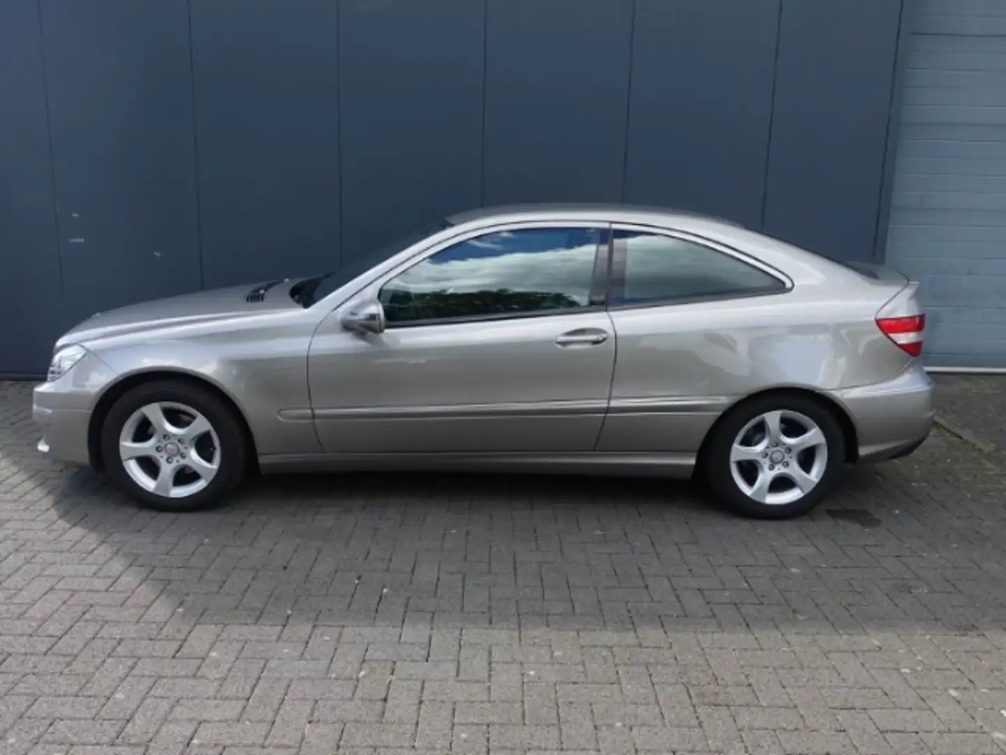 Mercedes-Benz CLC Kompressor+LEDERPOLSTER+2xPDC+AHK Срібний - 2