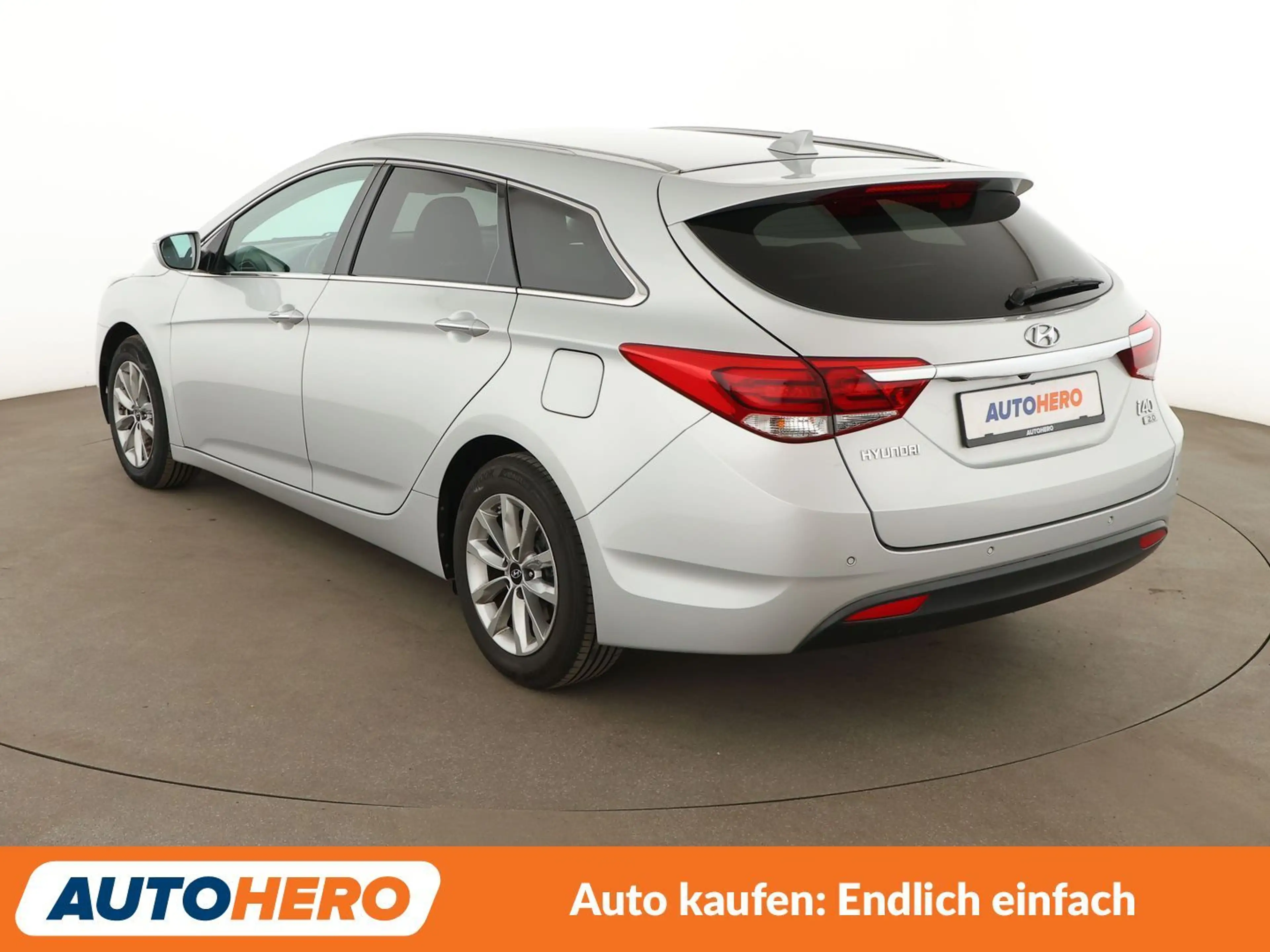 Hyundai i40 2.0 GDI Trend Aut.*NAVI*CAM*TEMPO*SHZ*ALU* — photo 4